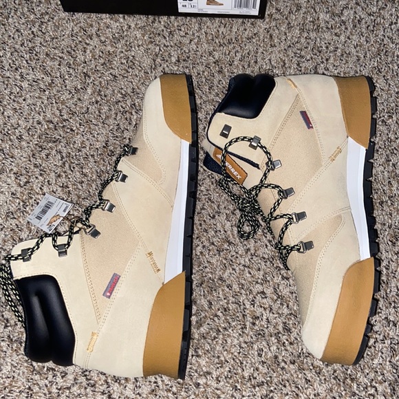 Brand new Adidas Terrex Snowpitch for men. Size 13 - Picture 8 of 9